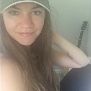 Meet your Posher, Chandler